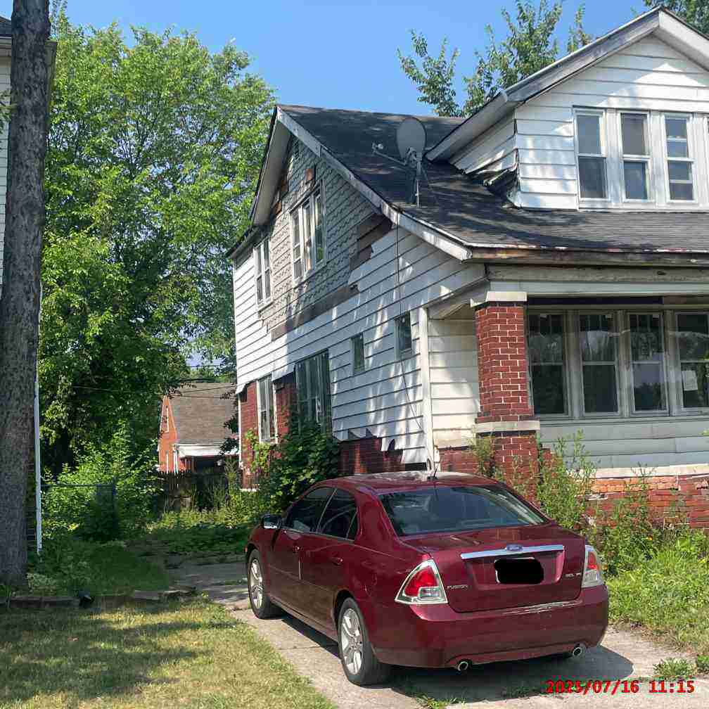 5091 Beaconsfield.jpg